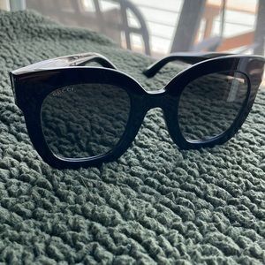 Gucci Sunglasses (Rectangle acetate GG with crystal stars)